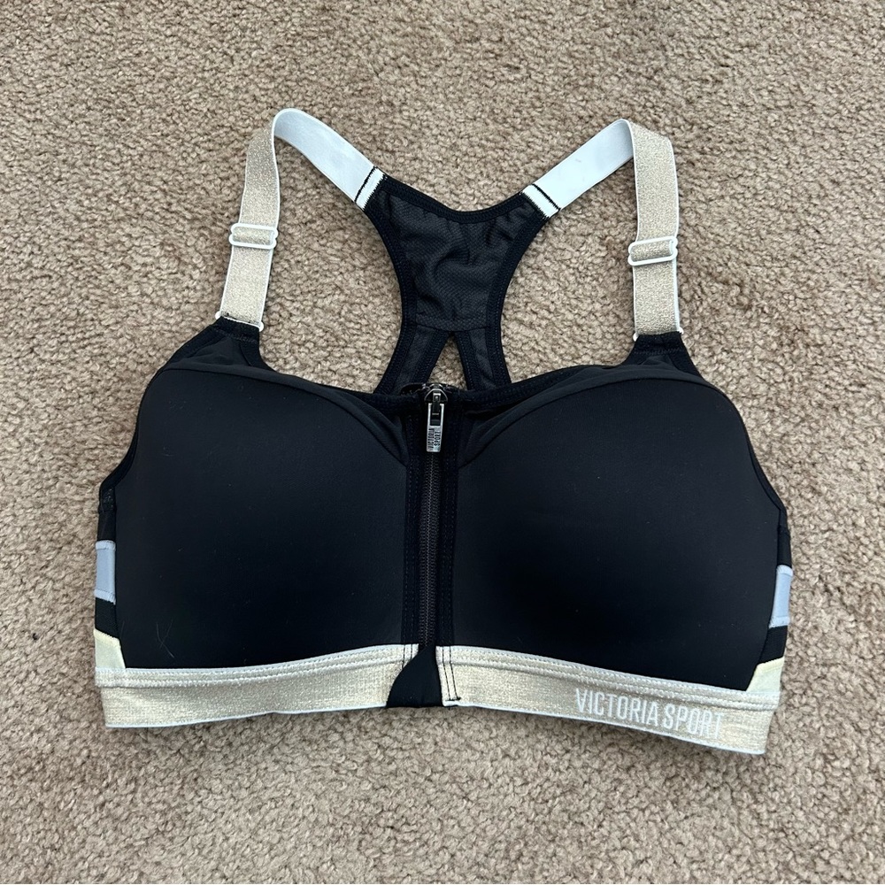 Victorias Secret Incredible Sports Bra 32C